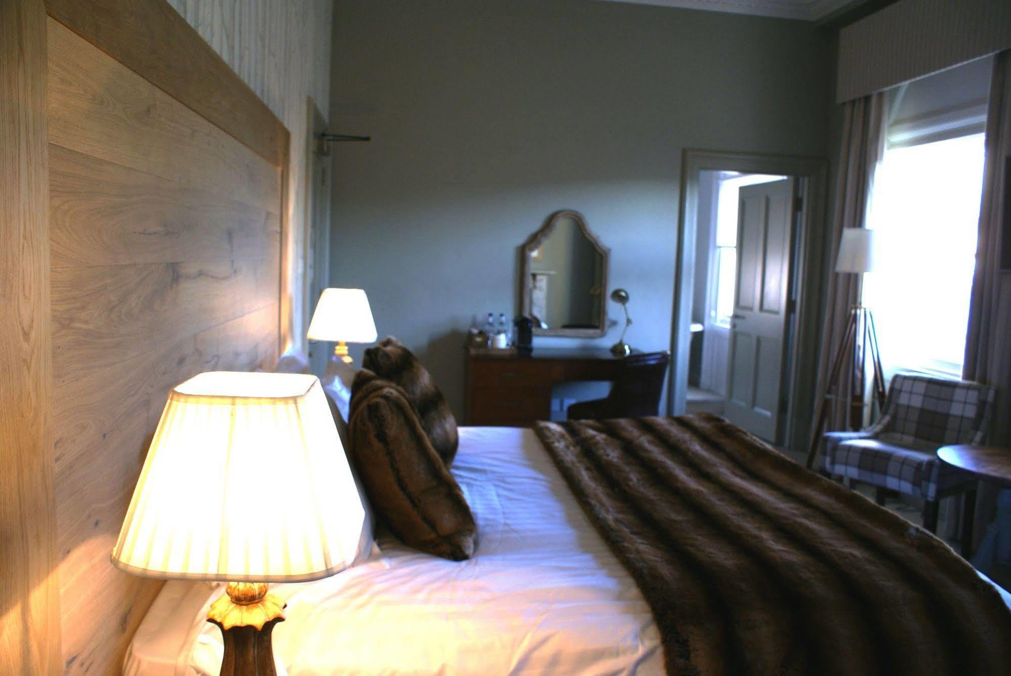 Loch Fyne Hotel And Restaurant Bath Esterno foto
